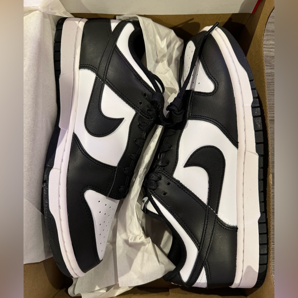 Nike Dunk Low Retro Black White Panda Men's Size 9.5